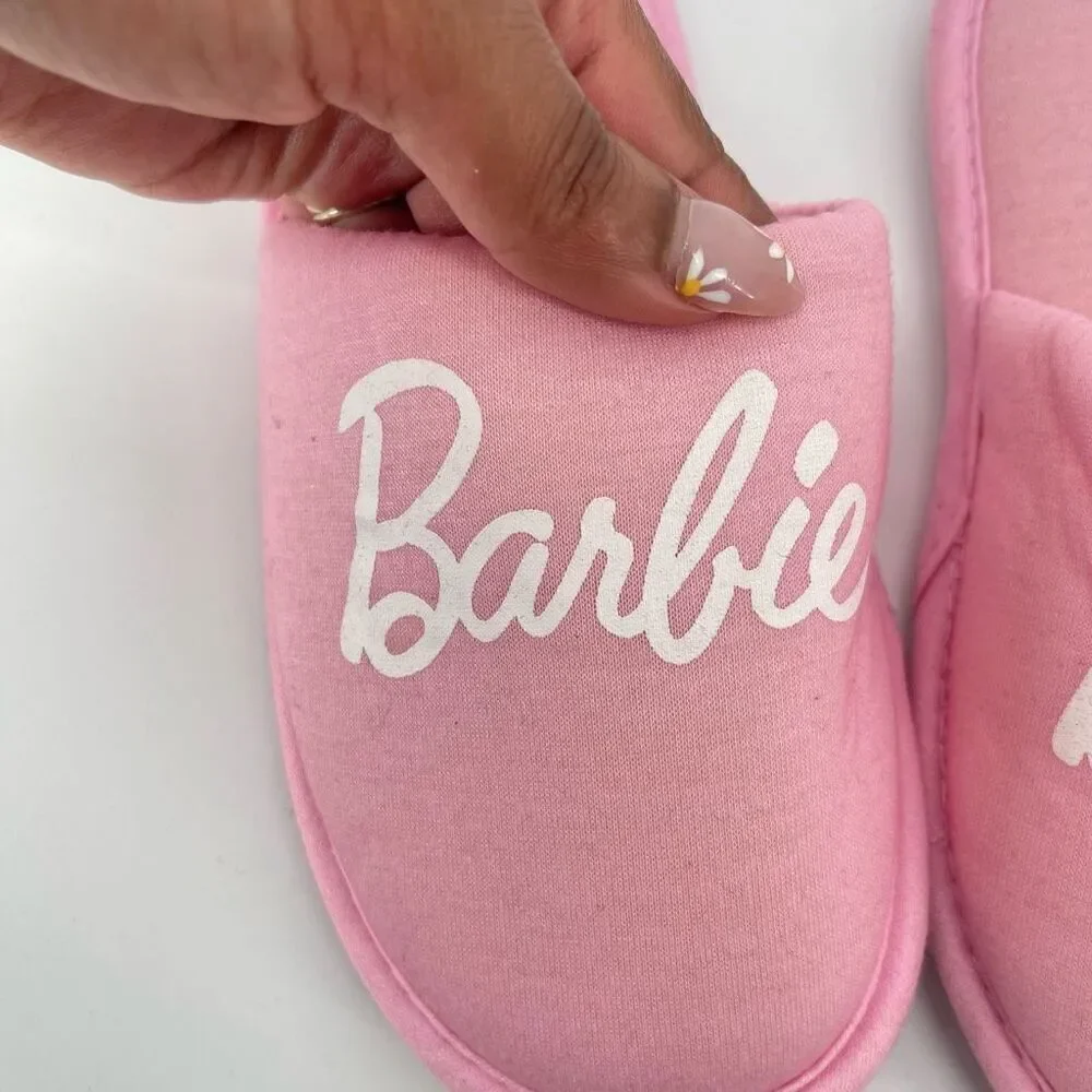 Barbie cozy up