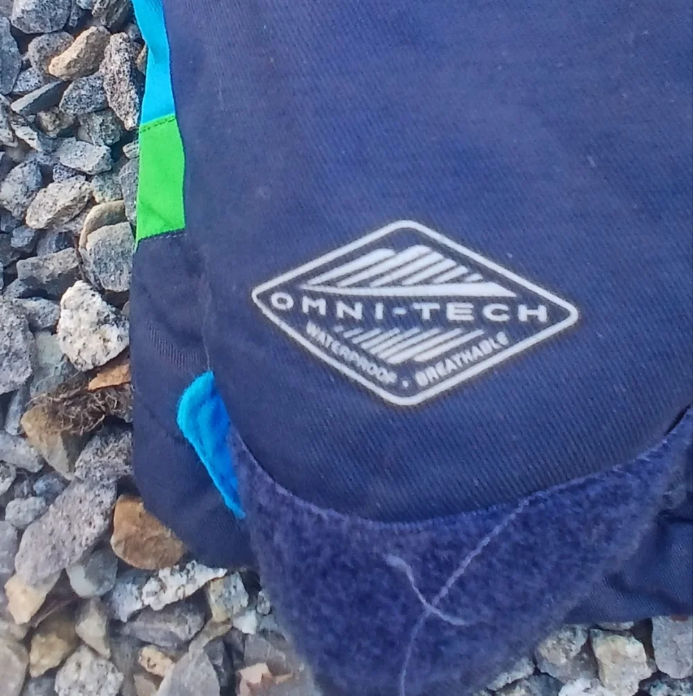 Columbia vibrant blue
