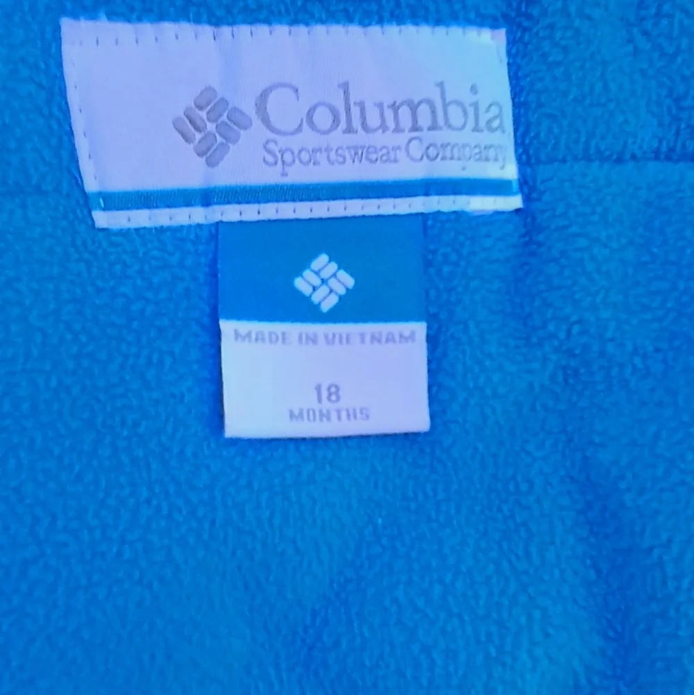 Columbia vibrant blue