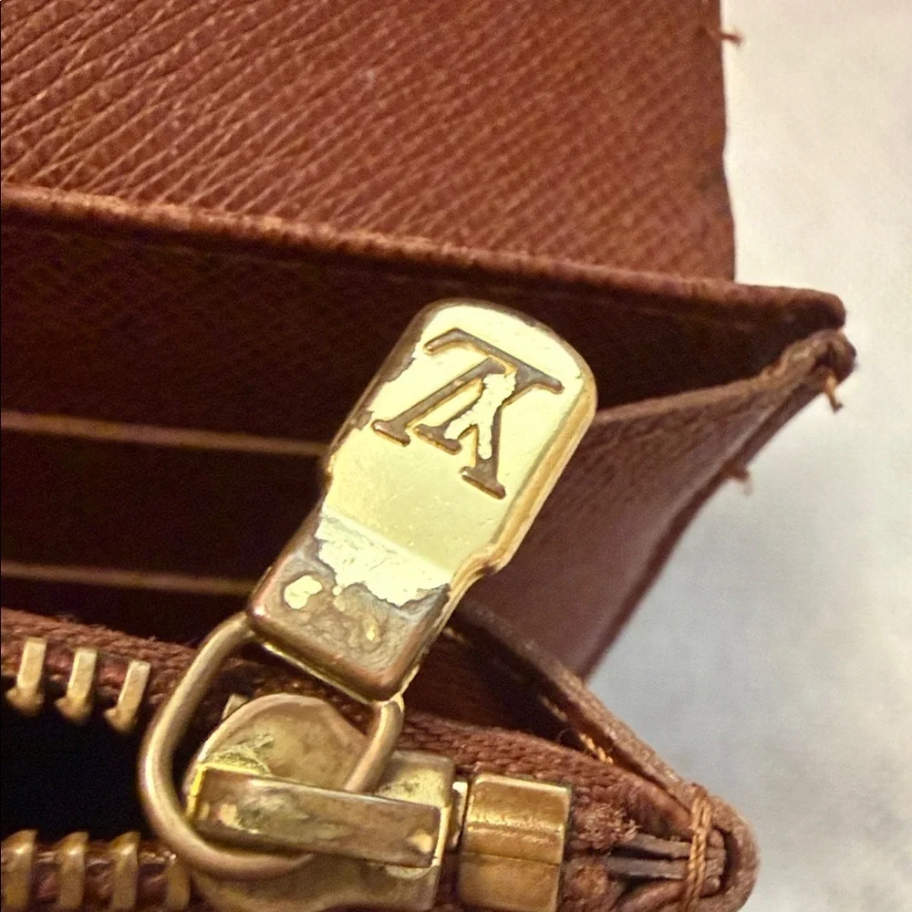 Louis Vuitton Brown Monogram Sarah Wallet Long Vintage