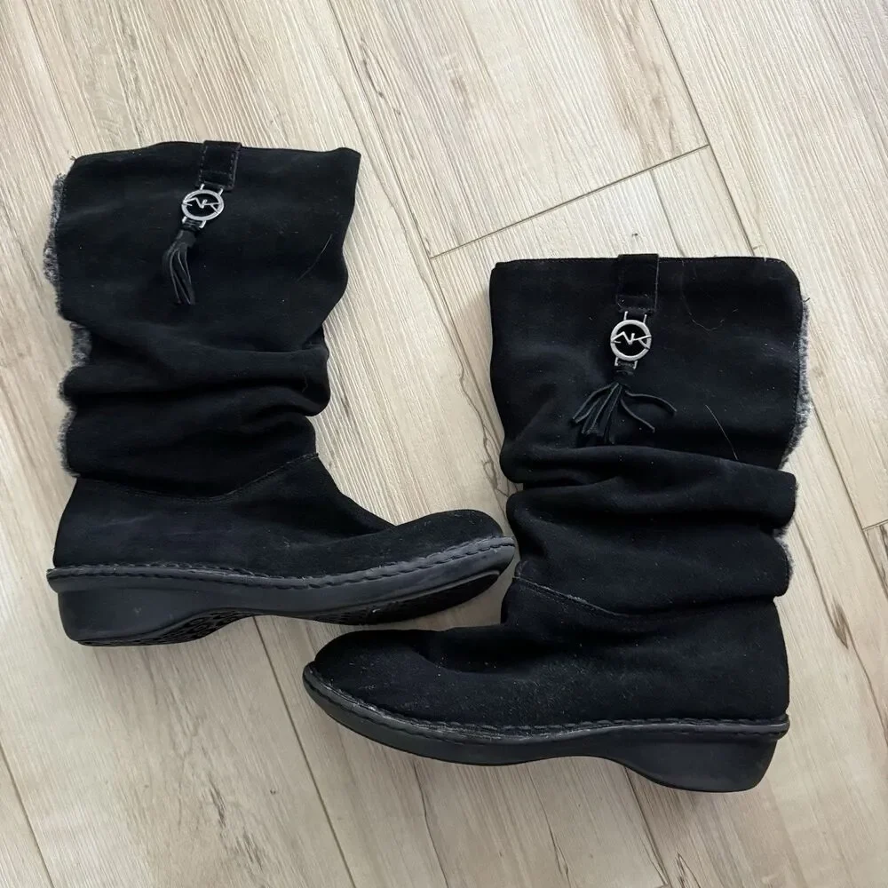 NEW AK ANNE KLEIN KAIL BLACK SUEDE Faux Fur cuff Winter Boots Snow Size 8