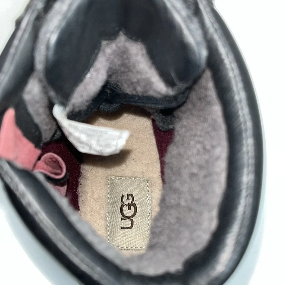 UGG kesey new