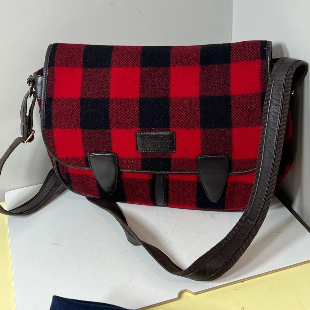 Brooks Brothers great shape