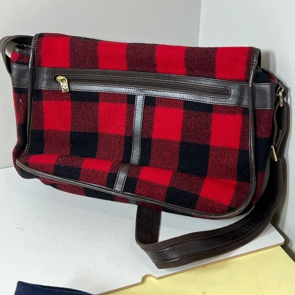 Brooks Brothers great shape