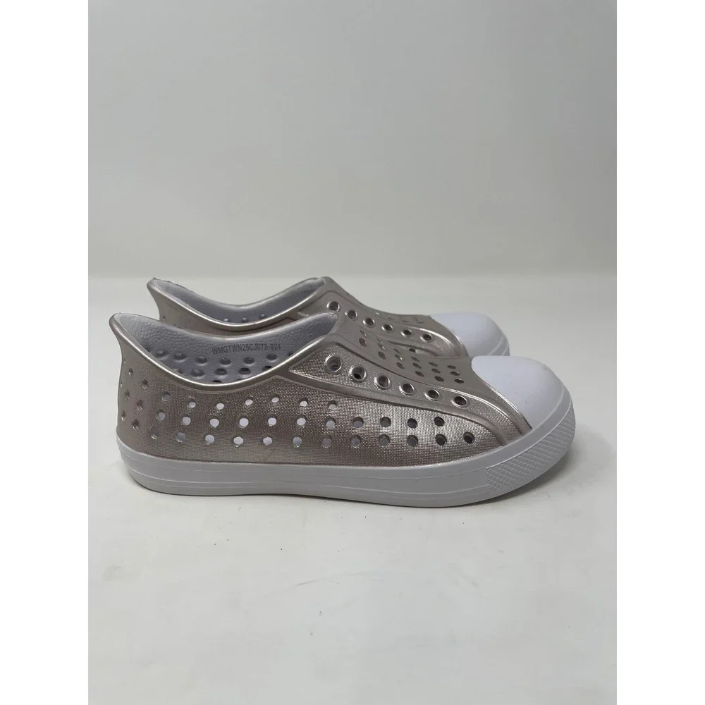 Wonder Nation Slip On Water Shoes Kids 11-12 Champagne Gold Excellent Perforated