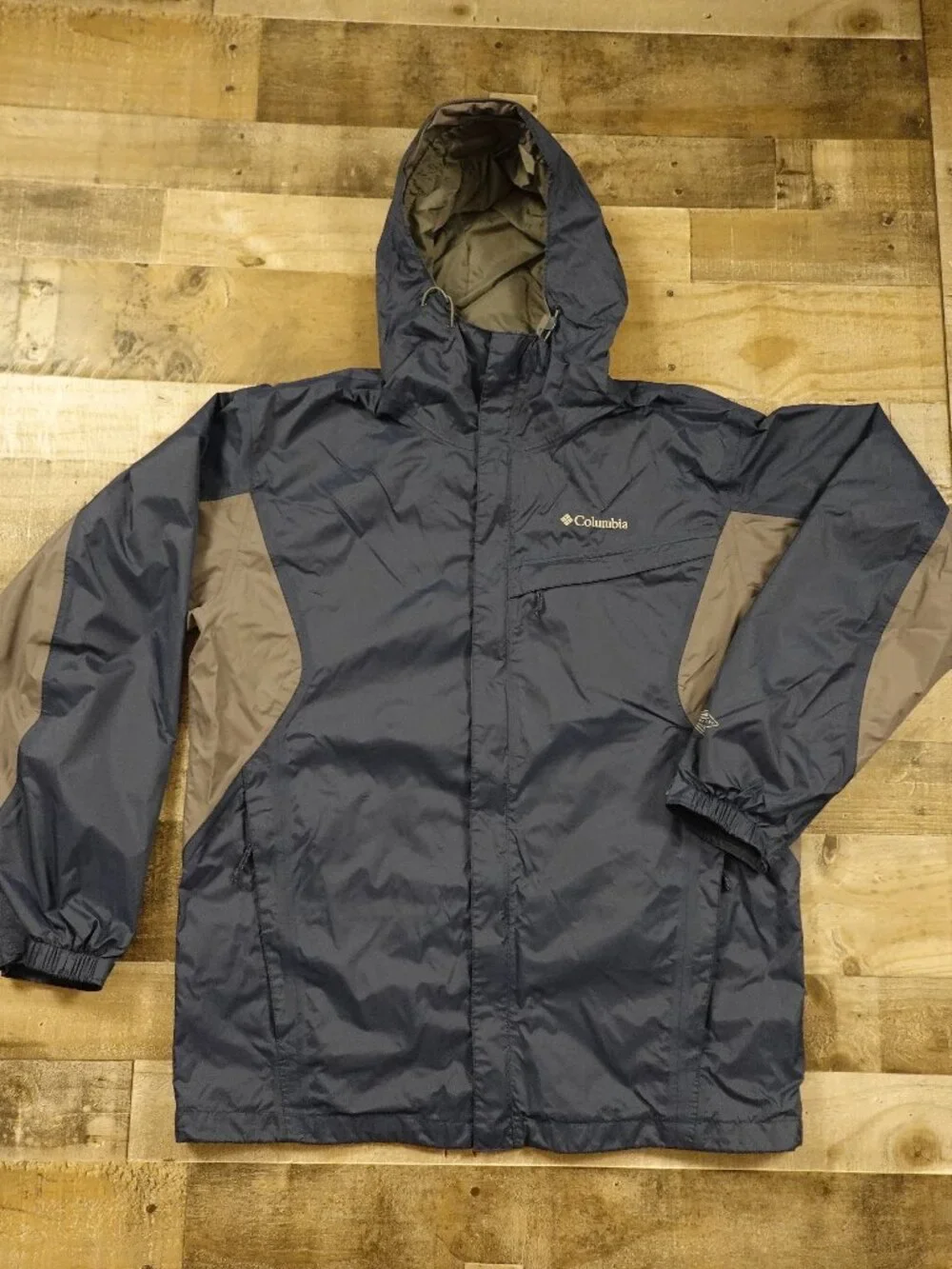 Columbia Watertight Rain Jacket Men’s LT Navy Omni-Tech Packable‎