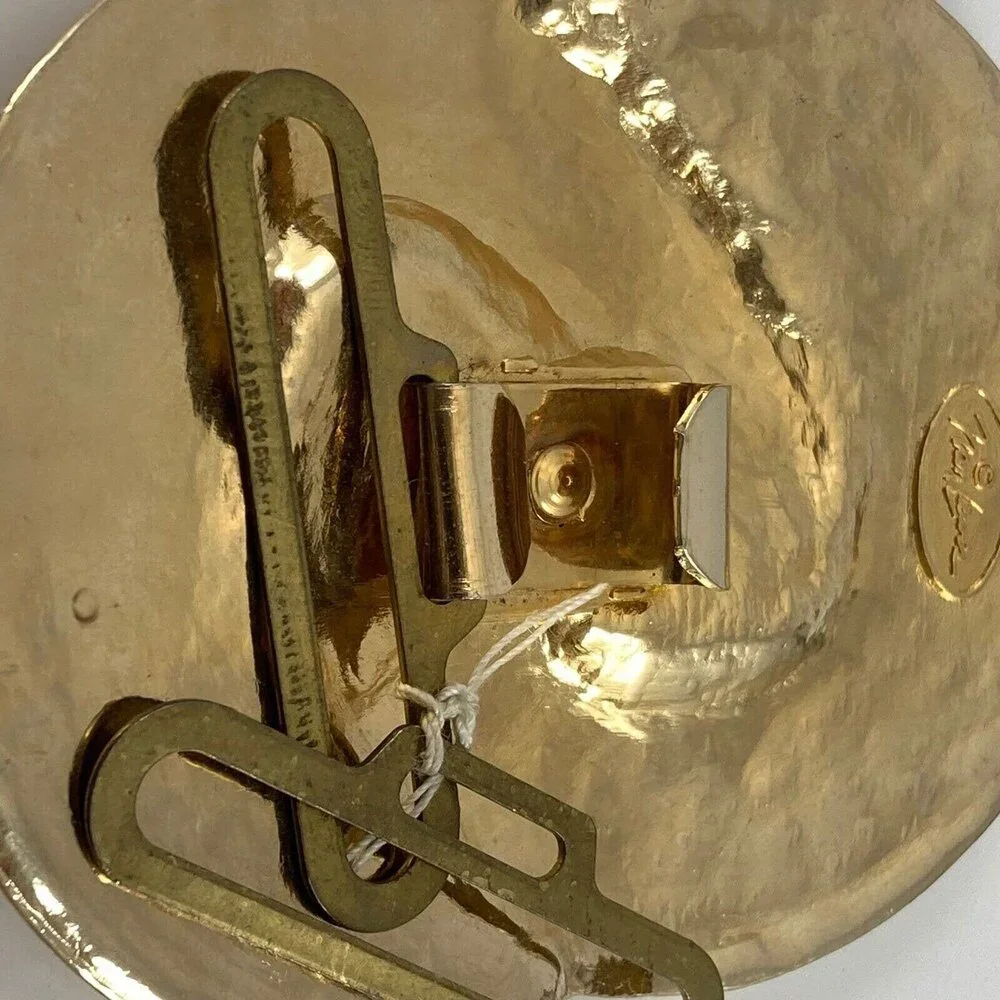 N/A vintage belt