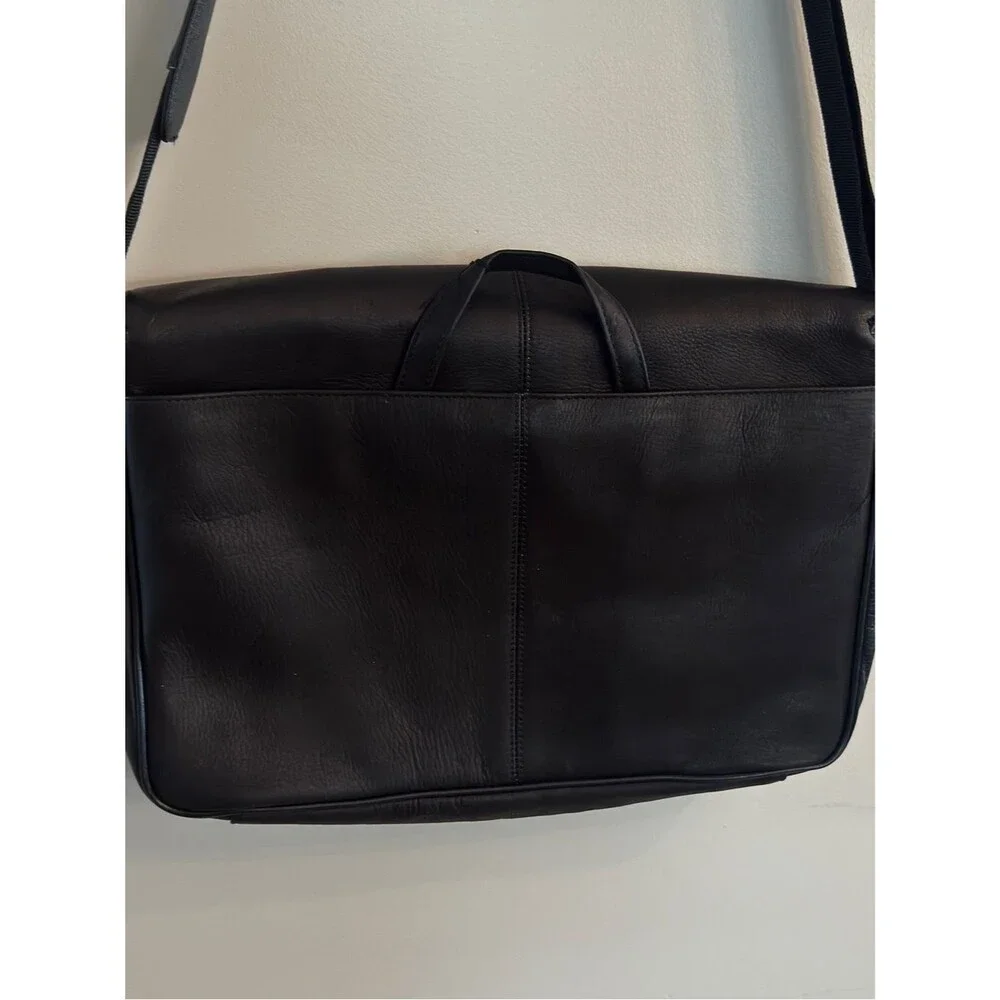 Kenneth Cole sleek leather