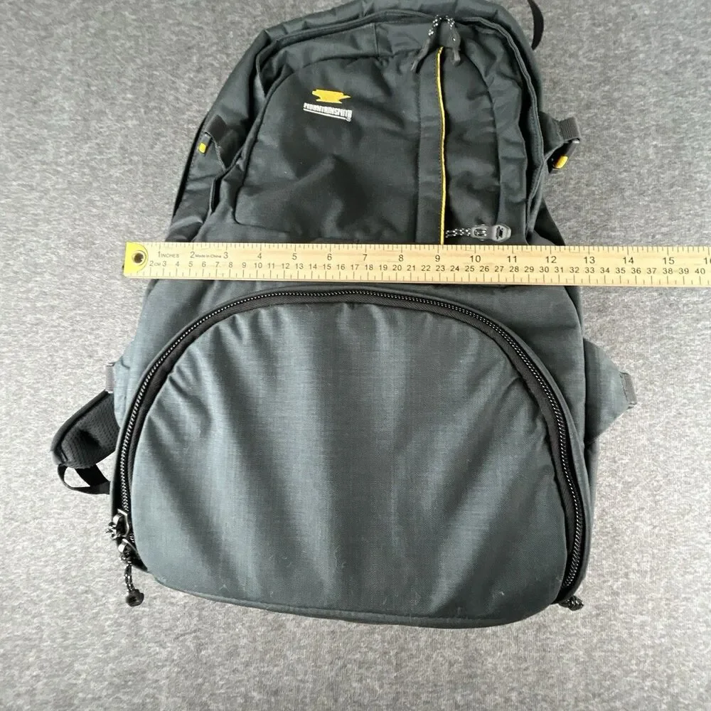 Mountainsmith Borealis 35L Camera Backpack Padded Laptop Sleeve Inserts Rainfly