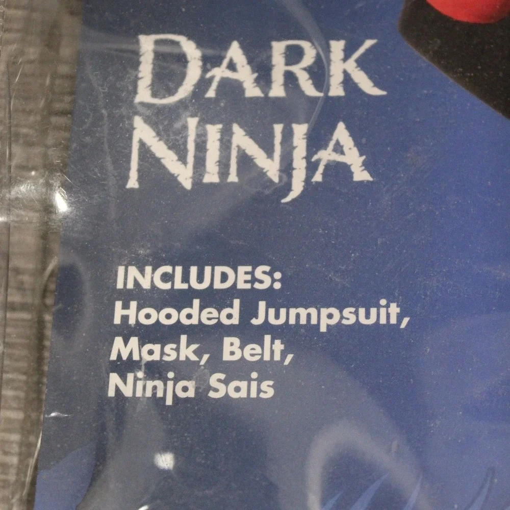 Spirit Halloween Dark Ninja Costume Child Size Small 4-6 Includes Sais READ DESC