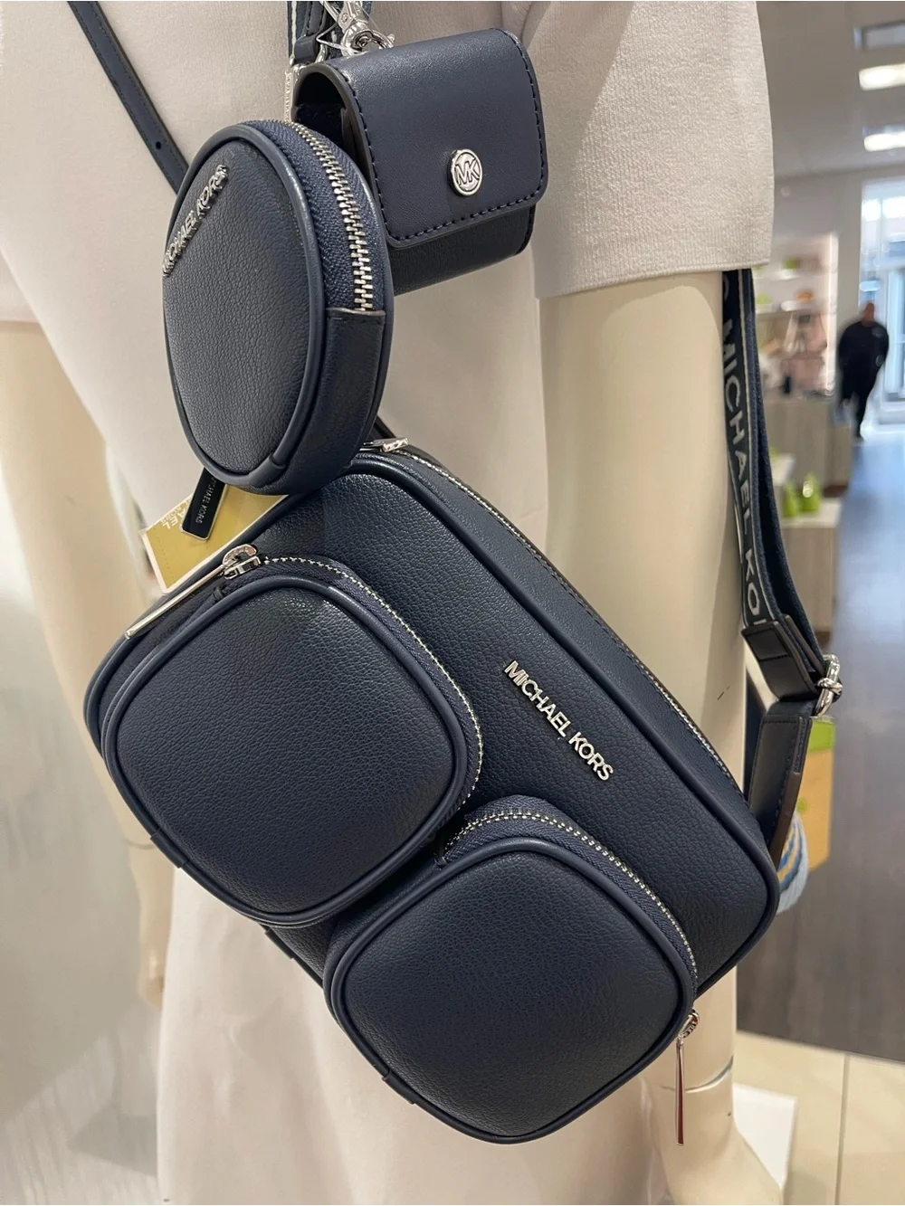 Michael Kors Jet Set Leather Md Pocket Xbody Crossbody Case Apple Airpods Pro®