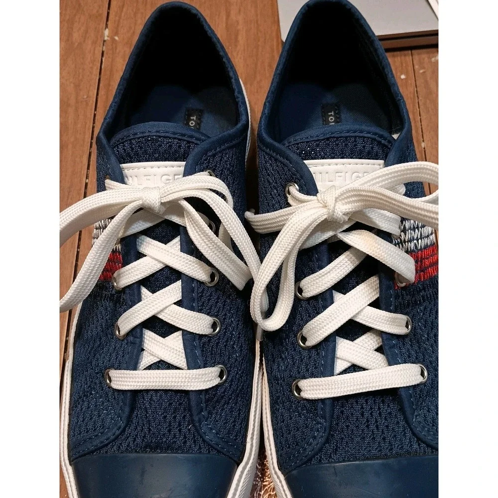 Tommy Hilfiger Sneakers Shoes Women's Size 9 M Red White‎ Stripe Mesh Dark Blue