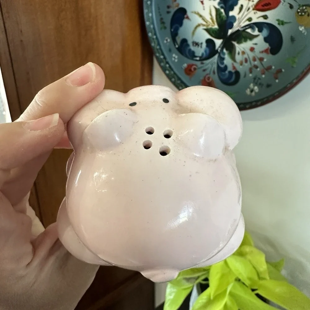 The Unbranded Brand ceramic out