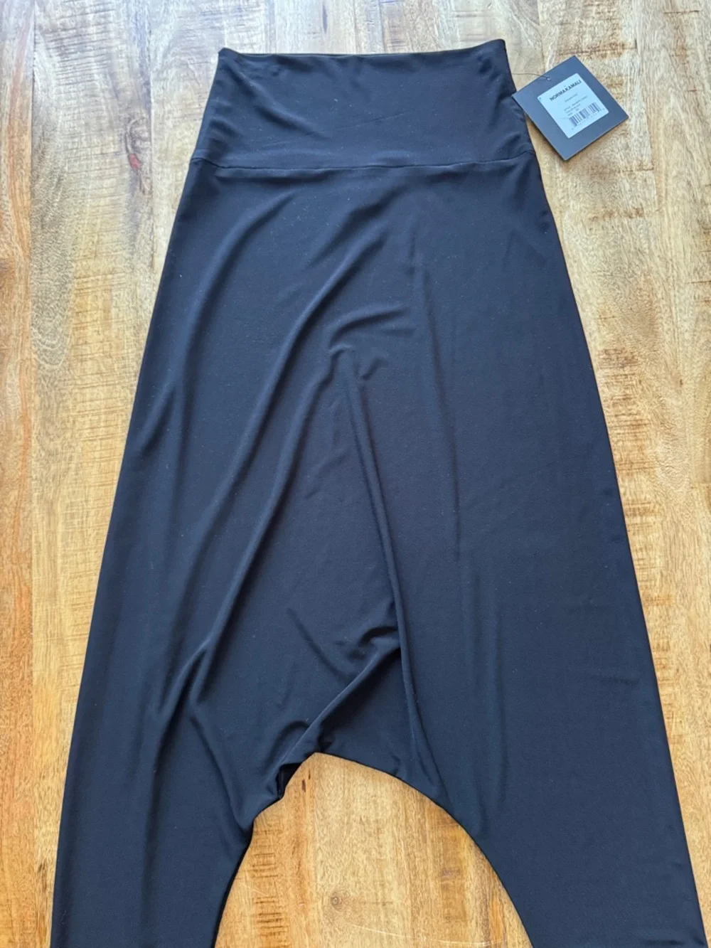 Norma Kamali xs wear find