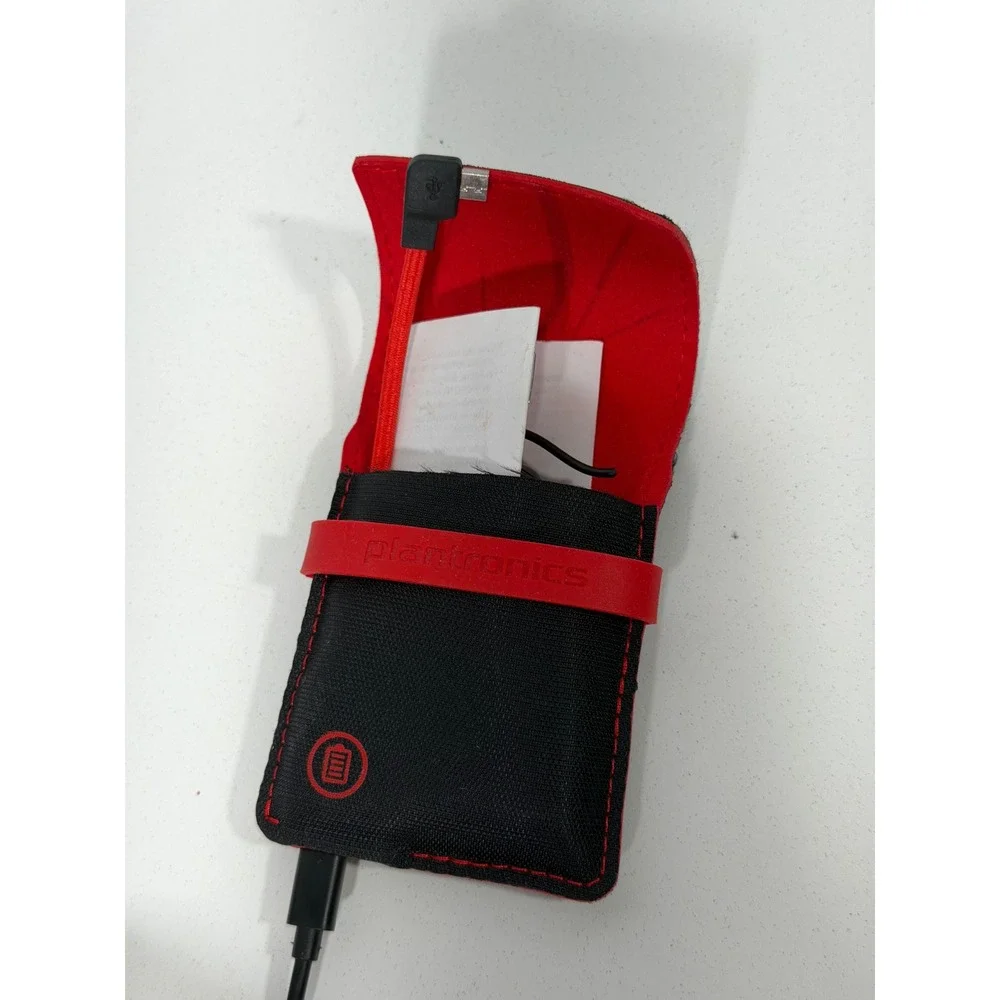 Plantronics charging case