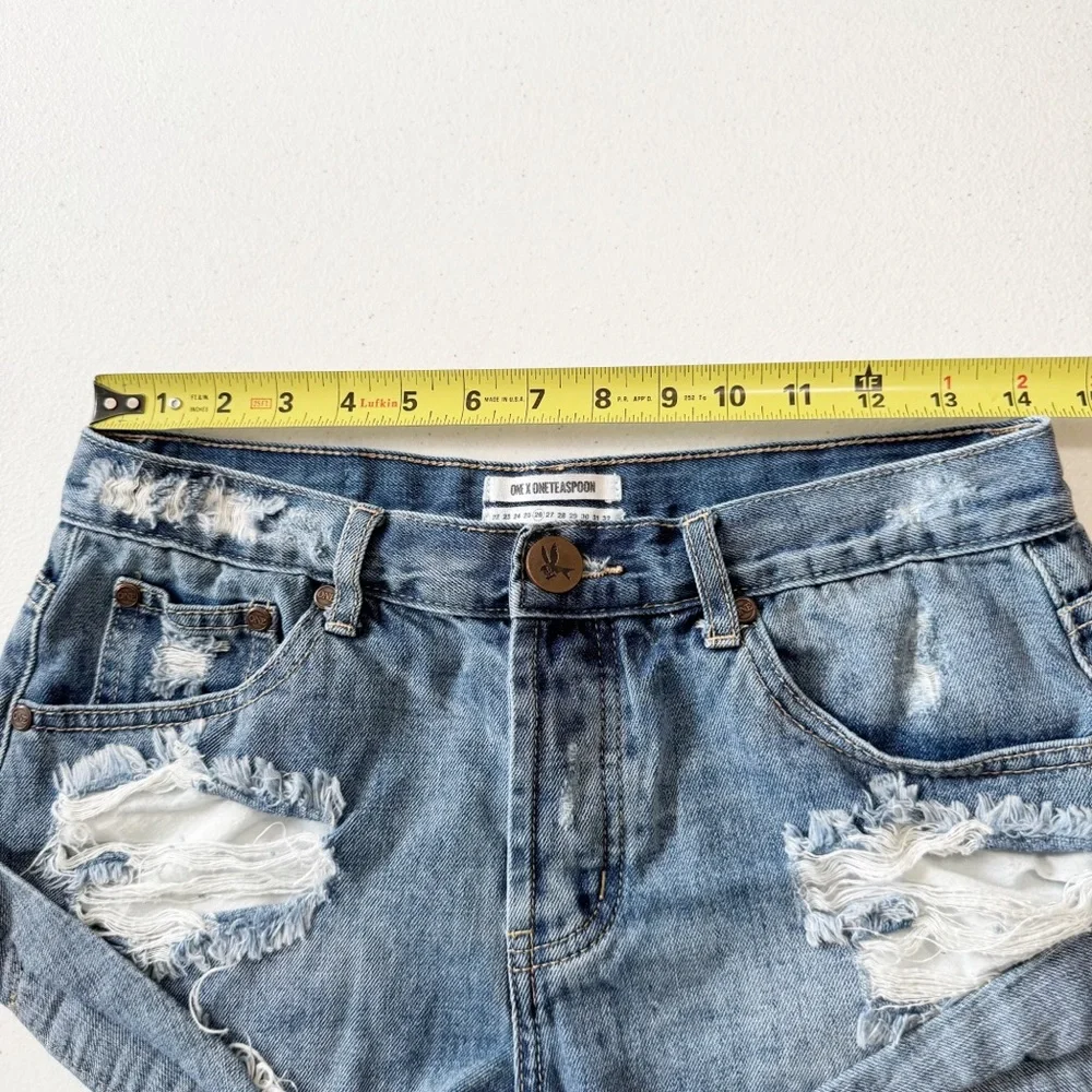 One Teaspoon Bandits Denim Shorts 26