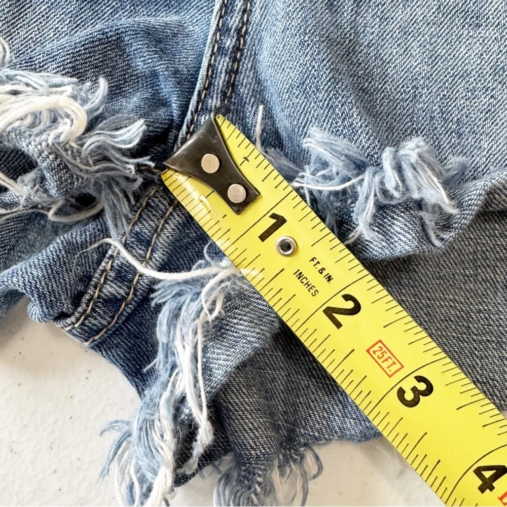 One Teaspoon Bandits Denim Shorts 26
