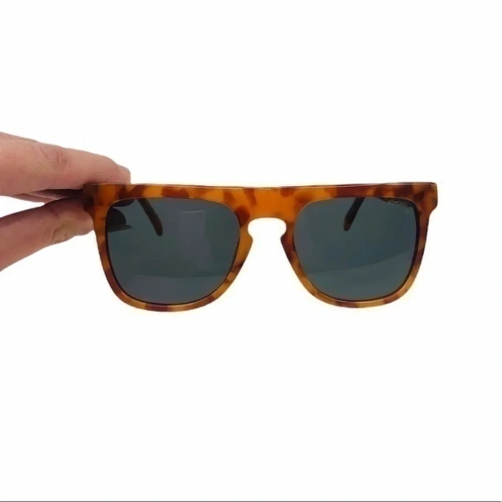 KOMONO - Bennet Caramel Demi Sunglasses - NWT 🕶