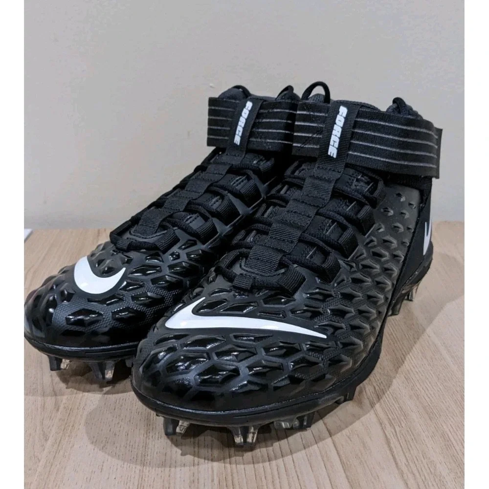 Nike Force Savage Pro 2 Football Cleats Men's Size 10.5 Black AH4000-002‎ NWT