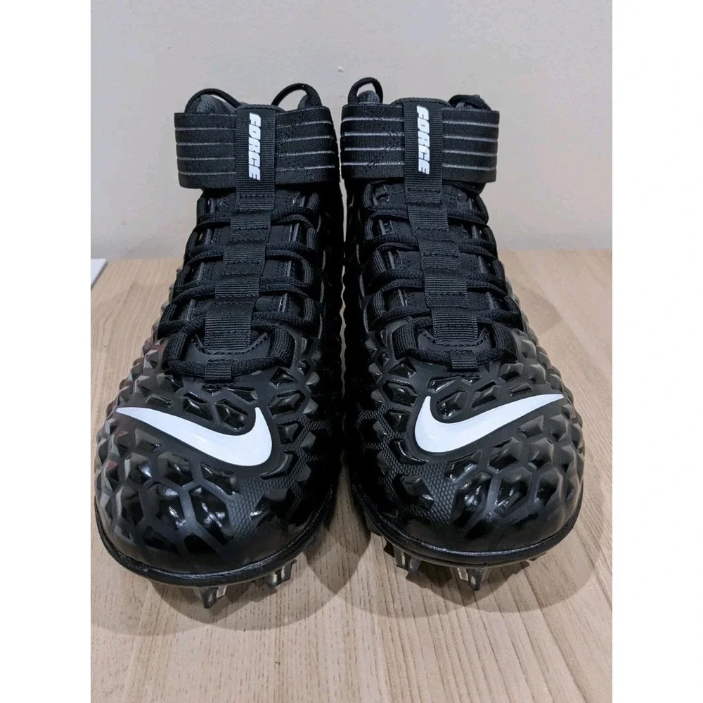Nike force savage