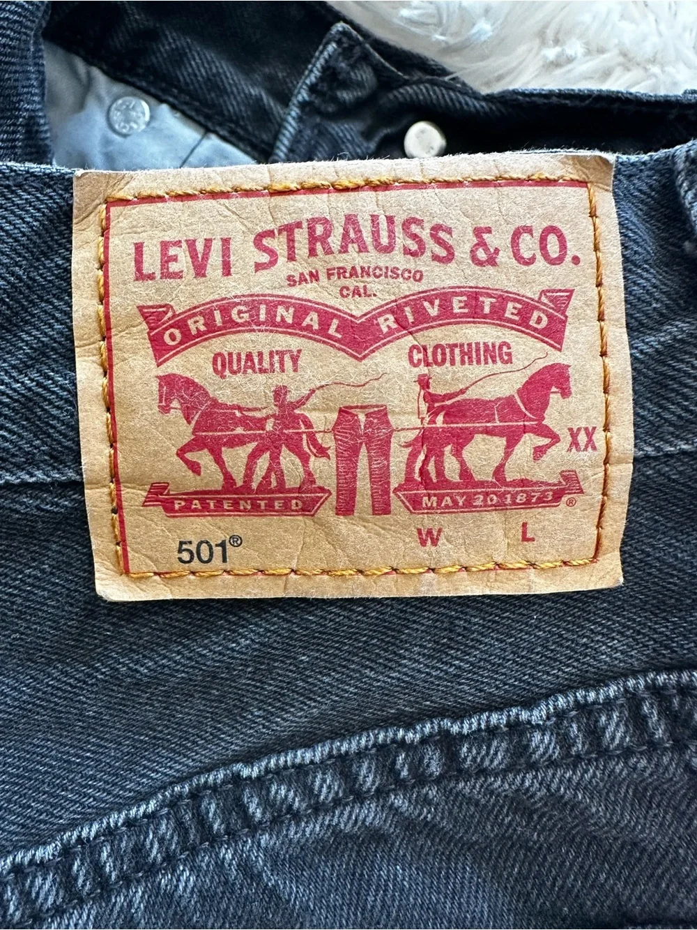 Levi’s 501 Original Black Cutoff Denim Shorts W27 High Rise Raw Hem