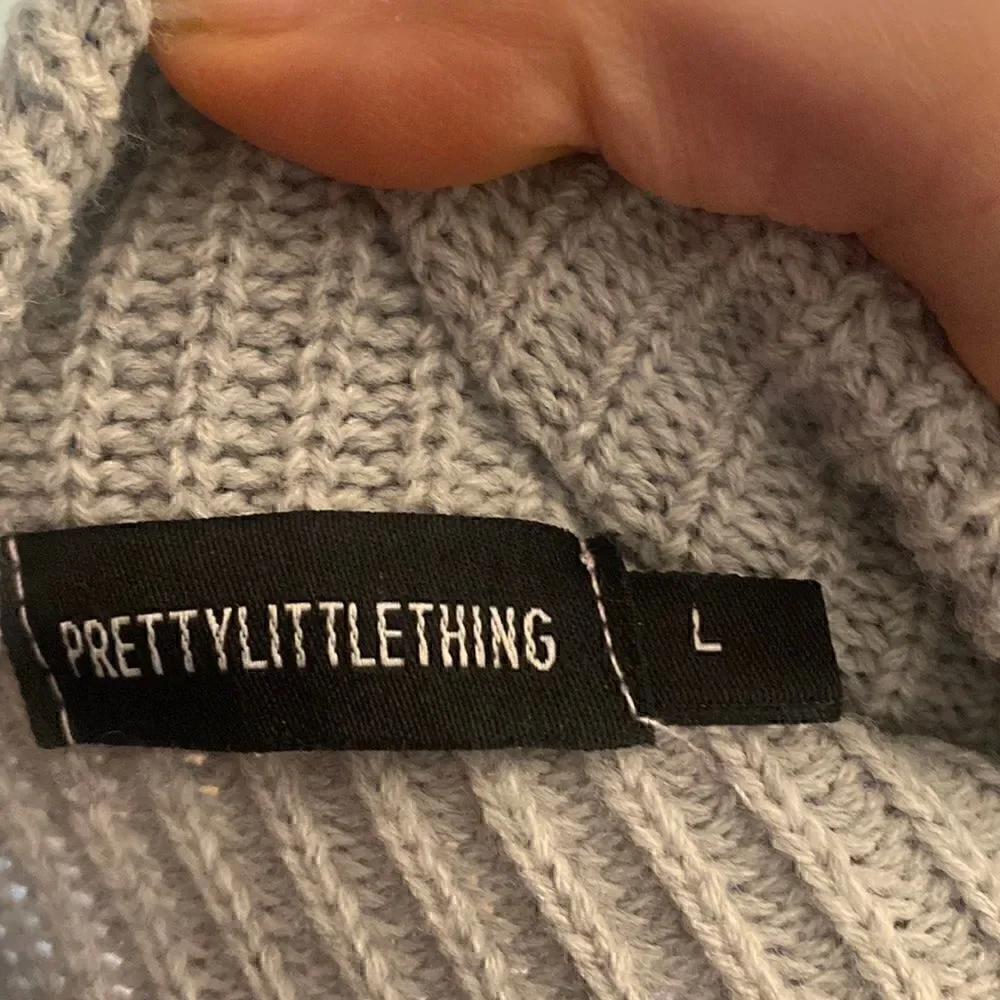 PrettyLittleThing Color Block Turtleneck Sweater Large Lilac Gray Oversized Knit