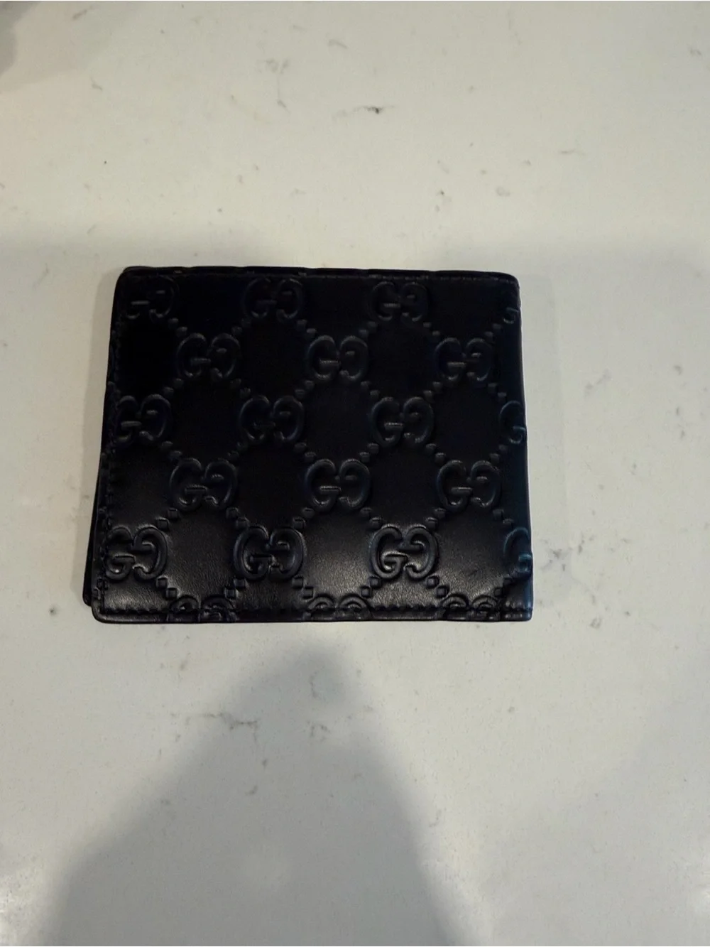 Gucci compact wallet