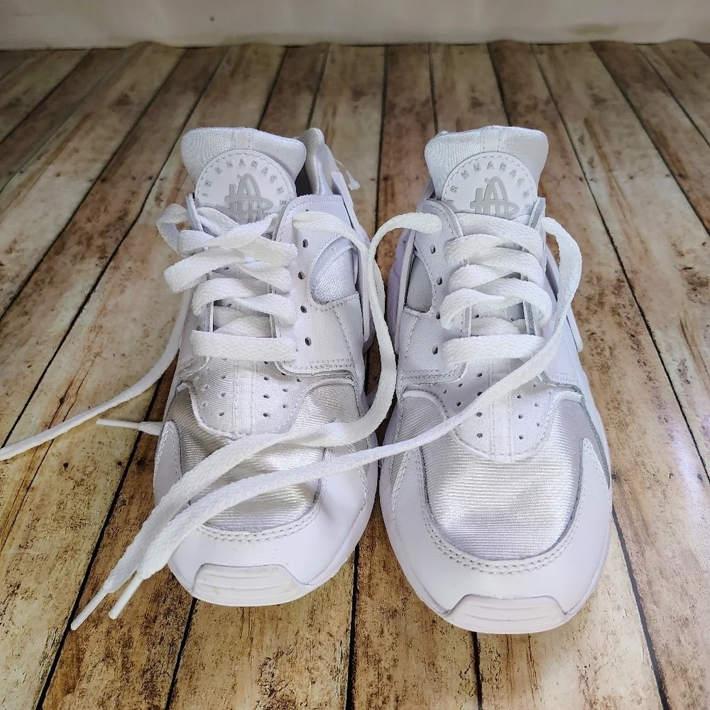 Nike chic comfy
