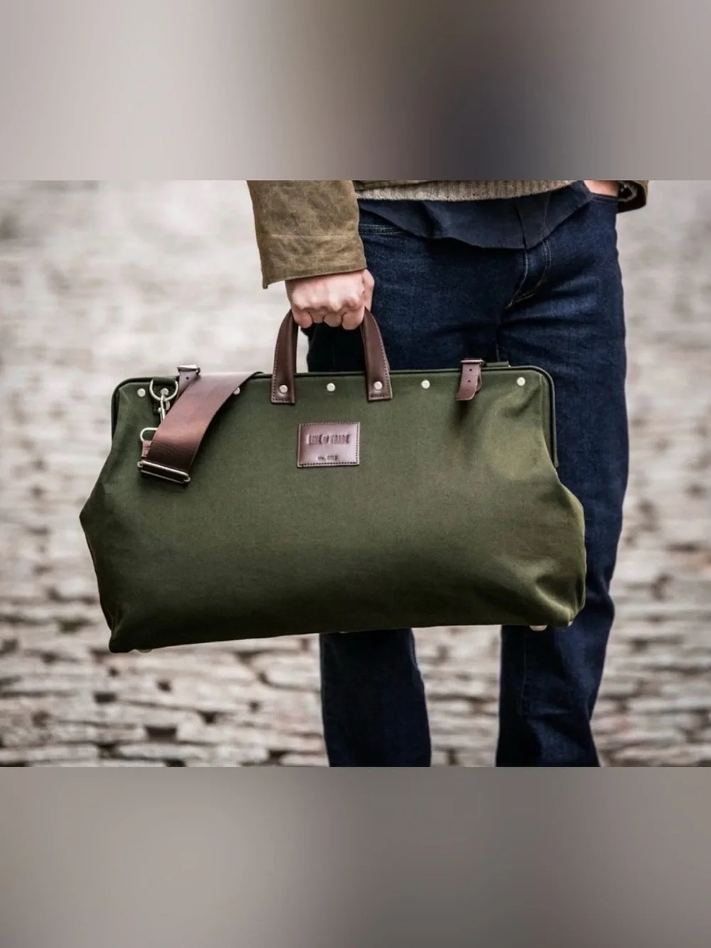 Line of Trade Canvas Weekender Bag in Olive Green