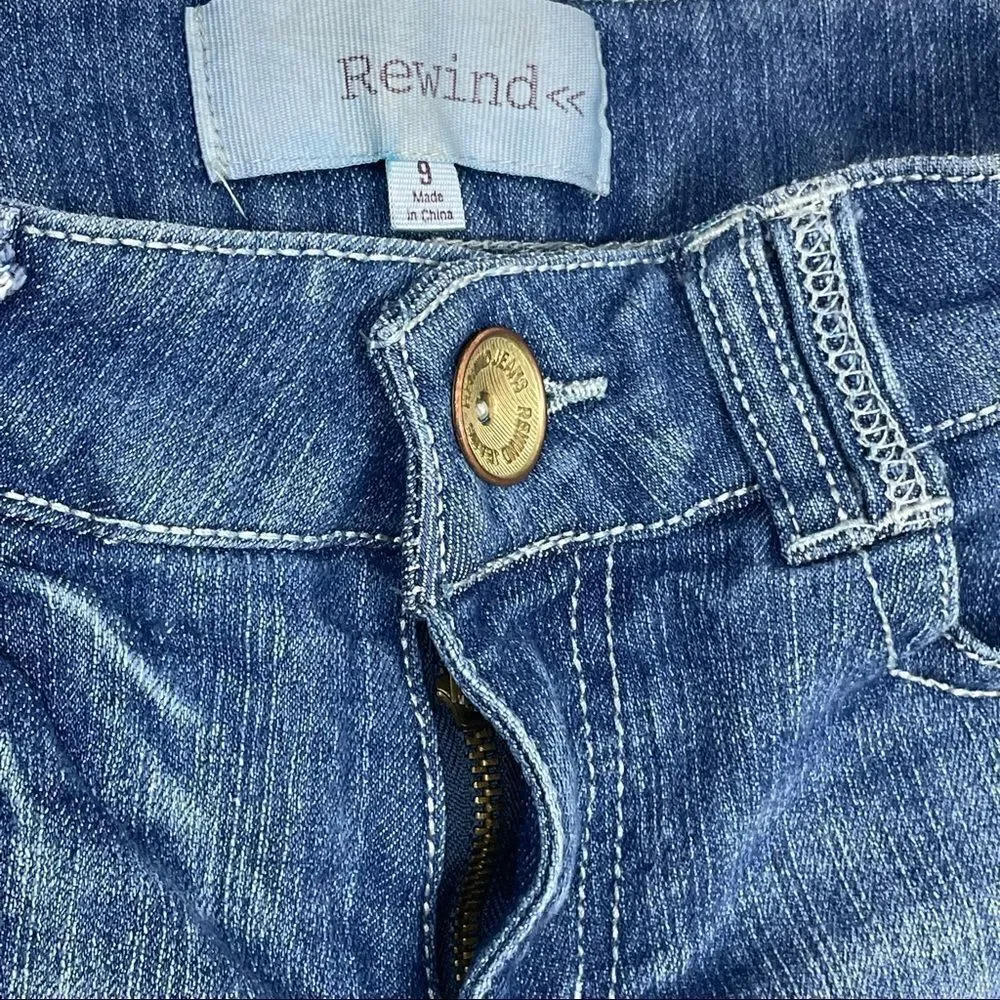 Rewind cut-off embroidered trim shorts denim daisy dukes, detail size 9