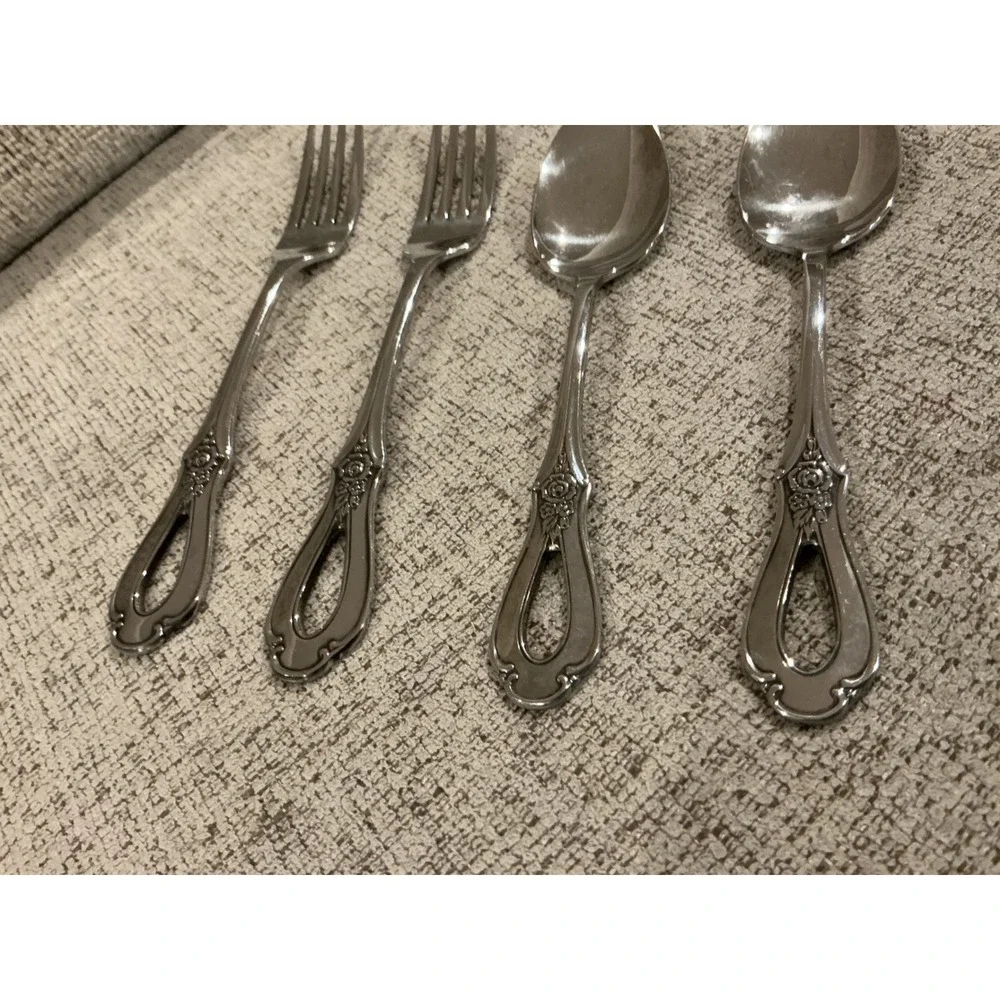 Oneida stainless steel
