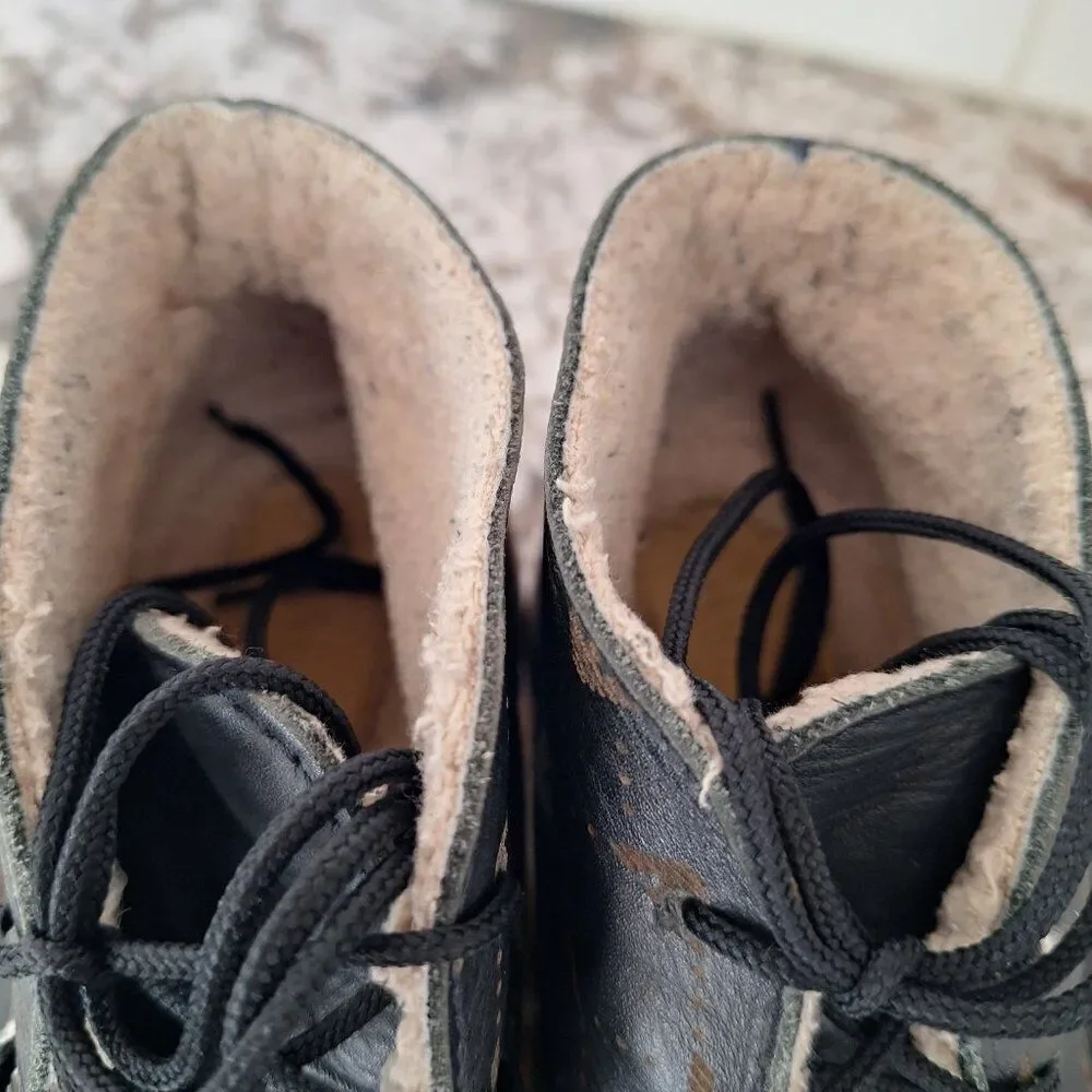 Armani Junior used good