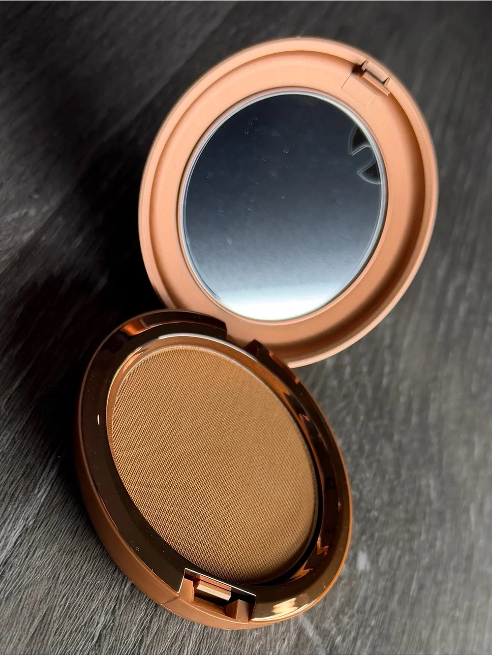 MAC Cosmetics mac skinfinish