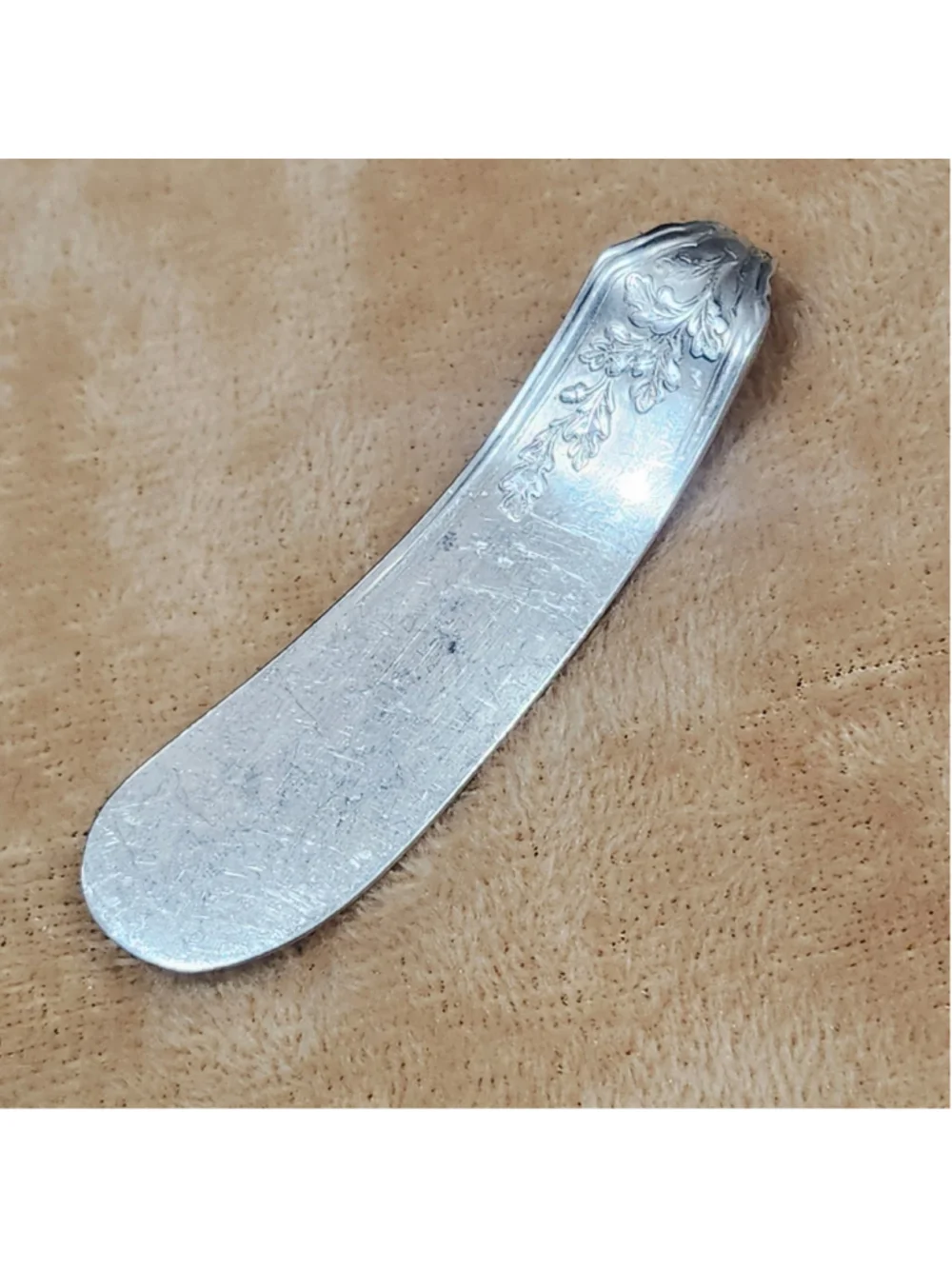 Unbranded silverwear money