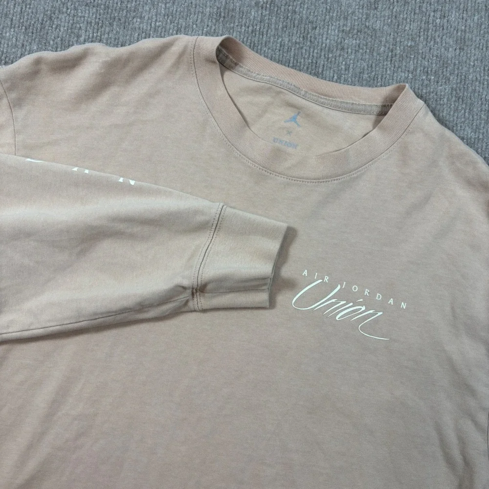 Air Jordan x Union Beige Long Sleeve‎ Shirt Men's Size Large EUC DV7341-296