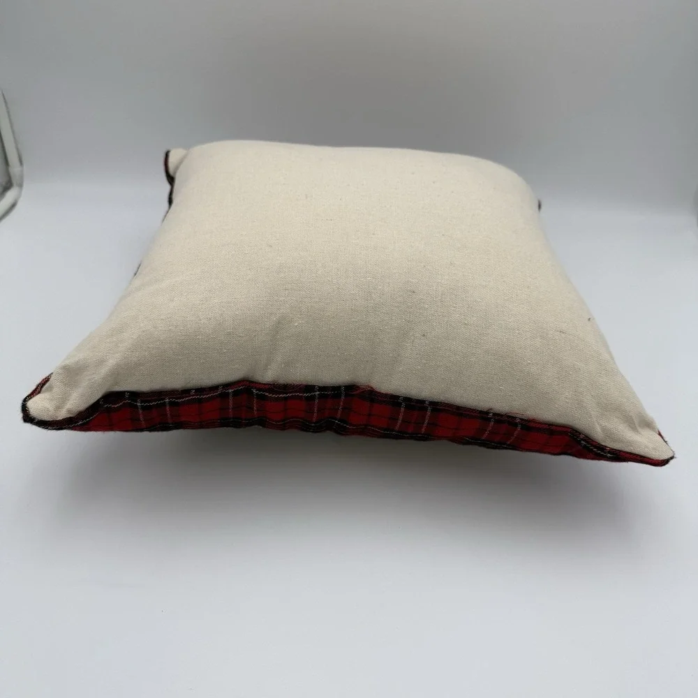 The Unbranded Brand christmas throw