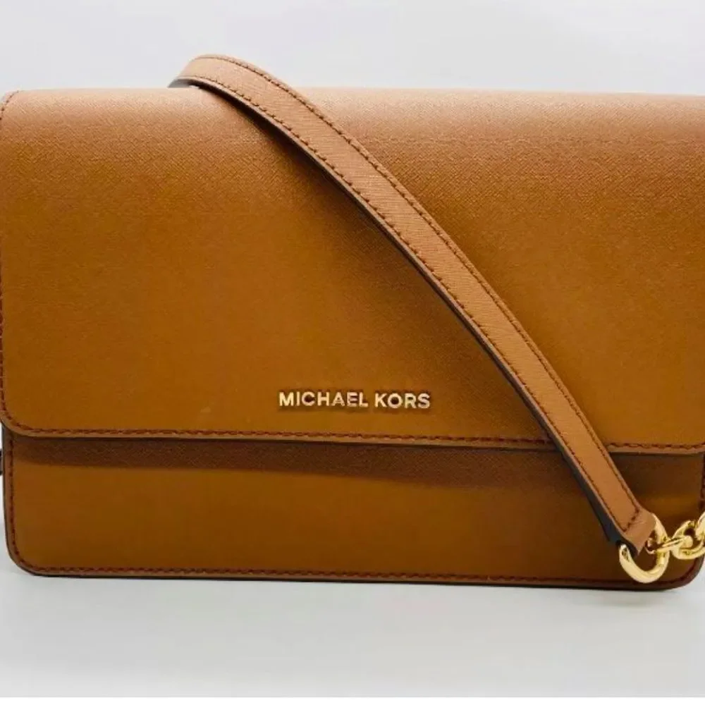 Michael Kors Jet Set Large Phone Crossbody