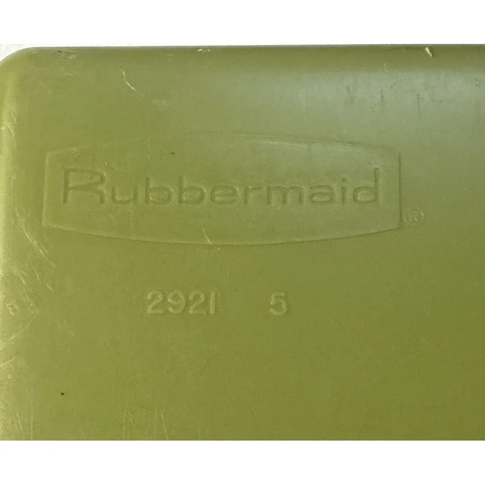 Rubbermaid vintage silverware
