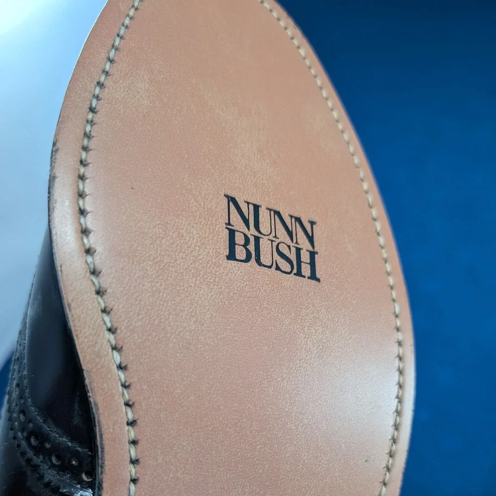 Nunn Bush step into