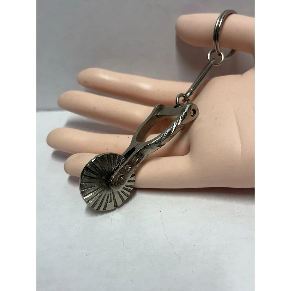 N/A spur keychain