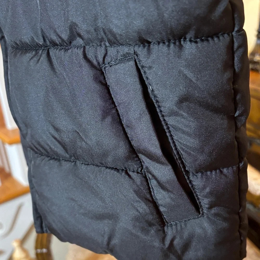 Old Navy Black Puffer‎ Vest AND Graphic Tee~Sz 5