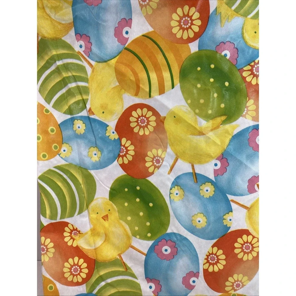 Easter Eggs‎ & Chicks 🐥 Vinyl Flannel Backed Tablecloth 68