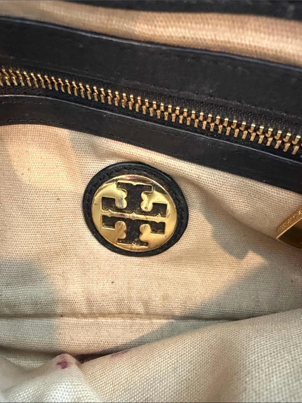 Tory Burch Black Leather Crossbody with Gold-Tone Logo and Chain - C39-182