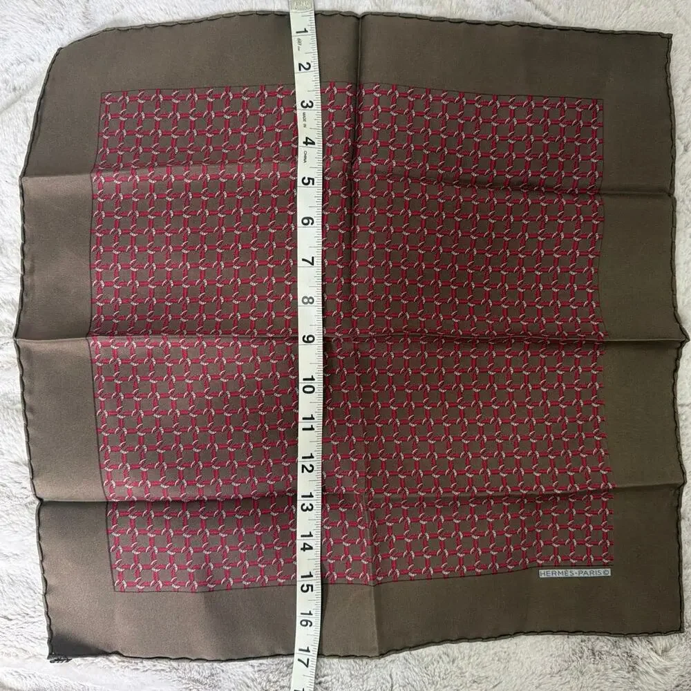 Hermes elegant scarf