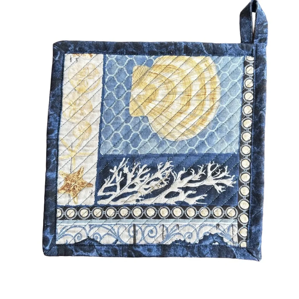 Quilted Blue and Beige Nautical Pot‎ Holders