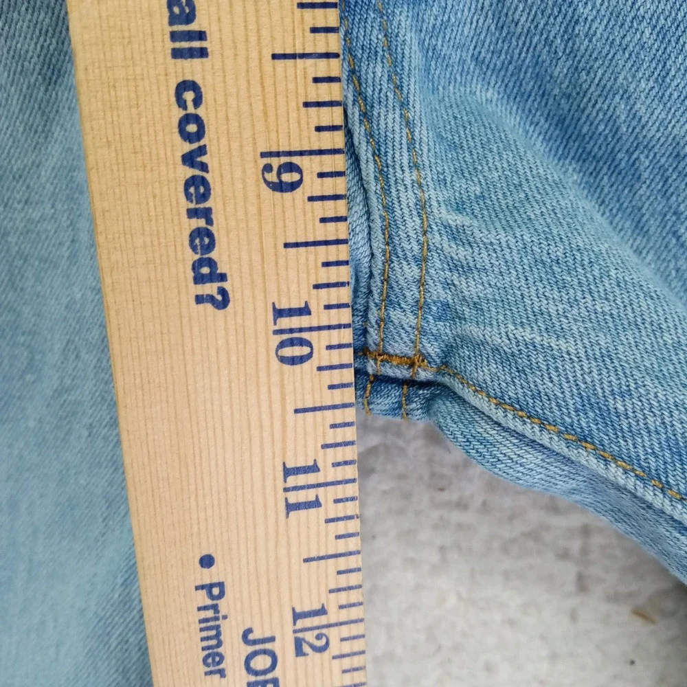 Levis weekend wash
