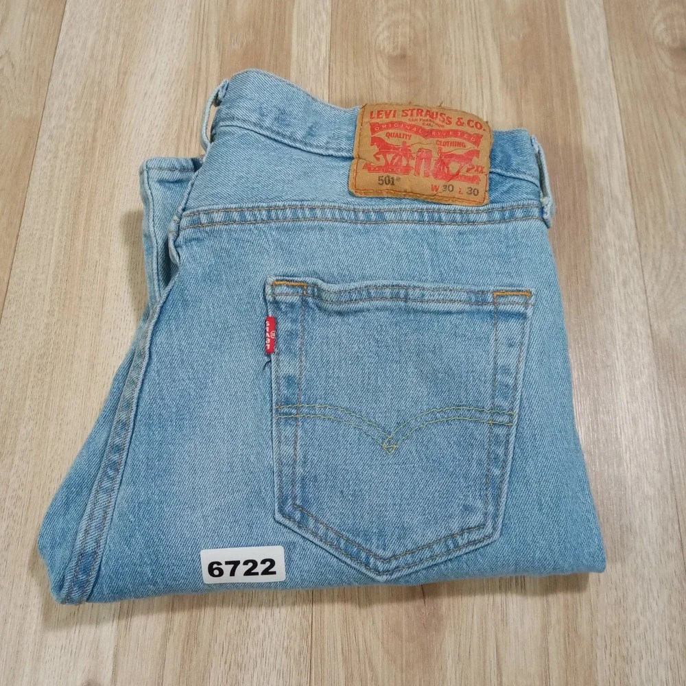 Levis styling casual