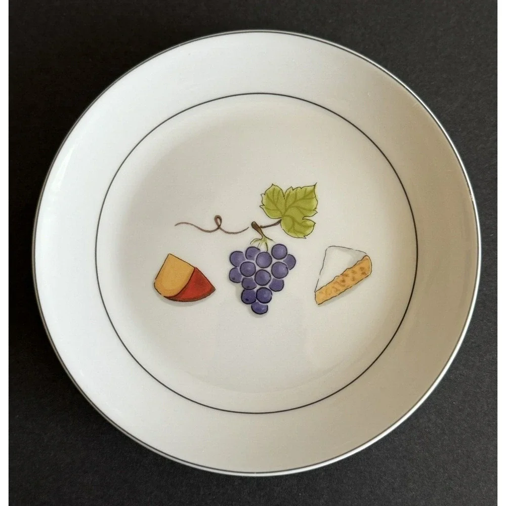 Crate&Barrel pre owned