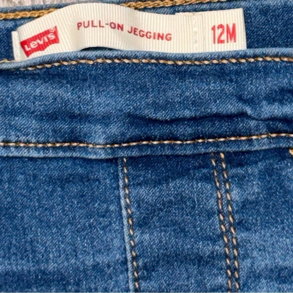 Levis levi s®