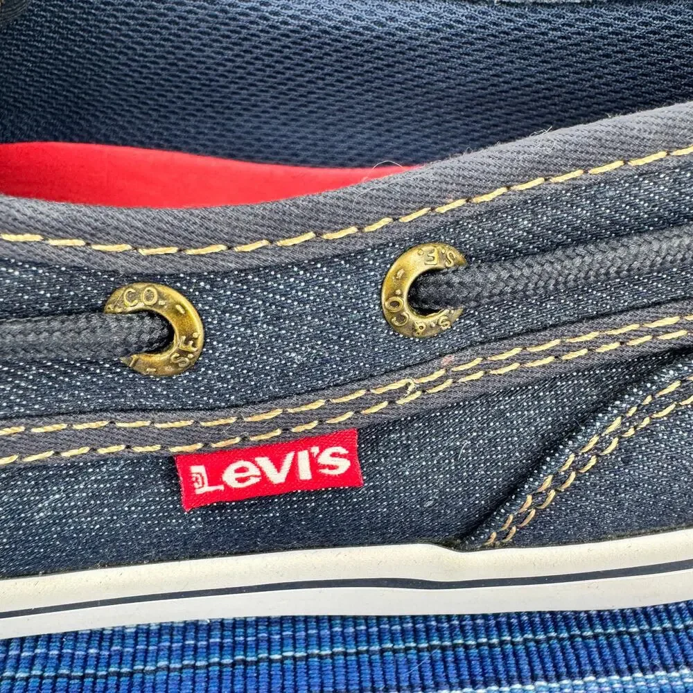 Levis levi boat